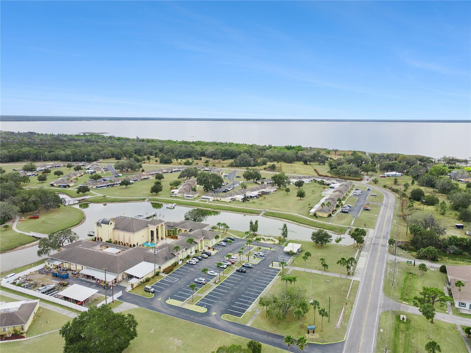 1703 CLUB CIRCLE, Lake Wales, FL 33854