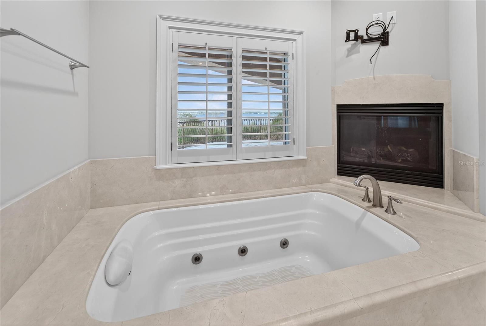 501 ADAMS BARN ROAD, Auburndale, FL 33823