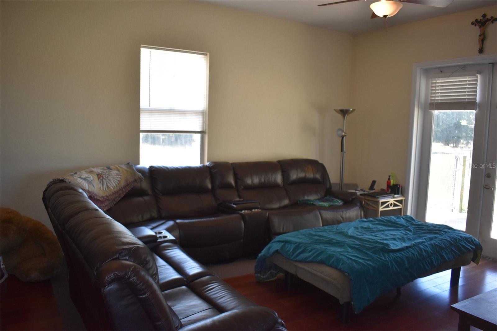13800 COUNTY ROAD 450, Umatilla, FL 32784
