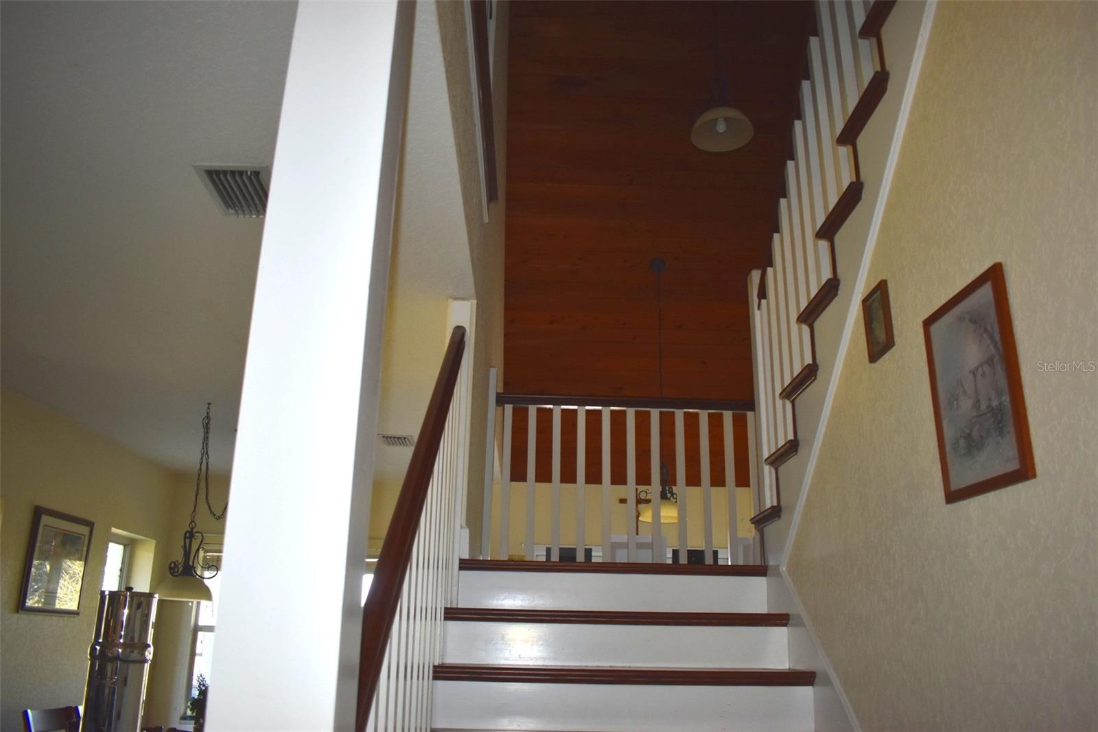 13800 COUNTY ROAD 450, Umatilla, FL 32784