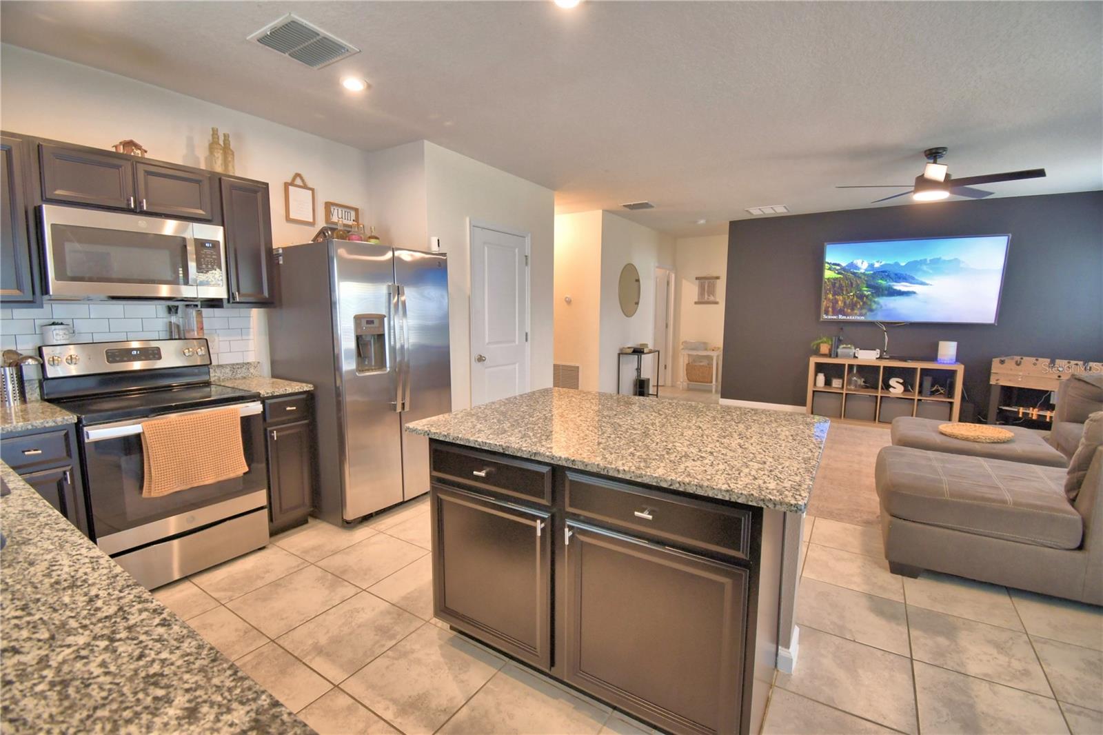 542 EAGLE LANDING BOULEVARD, Winter Haven, FL 33880 542 EAGLE LANDING BOULEVARD, Winter Haven, FL 33880