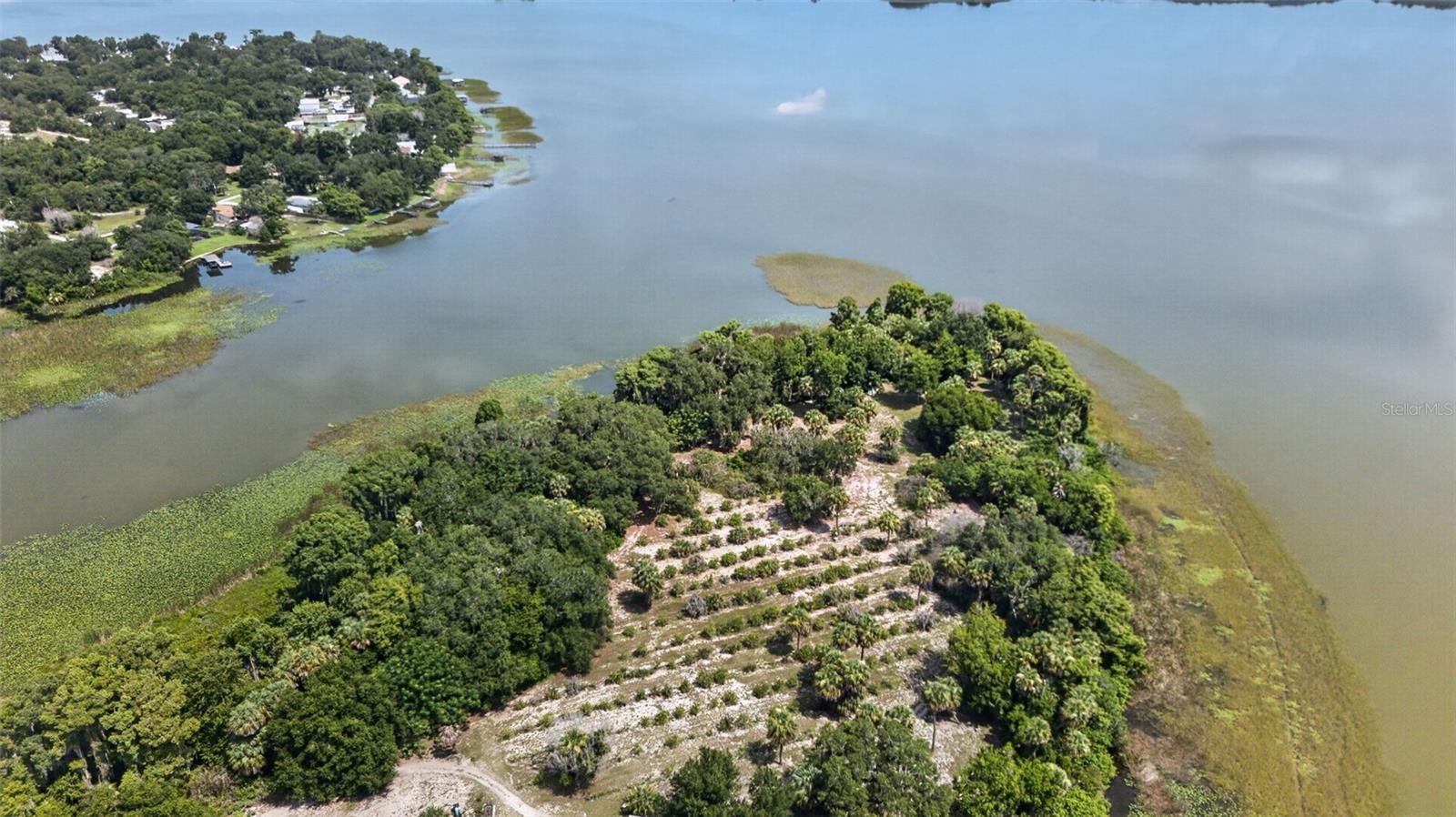 NORTHERN AERIAL  PERSPECTIVE BANNON ISLAND L4961212