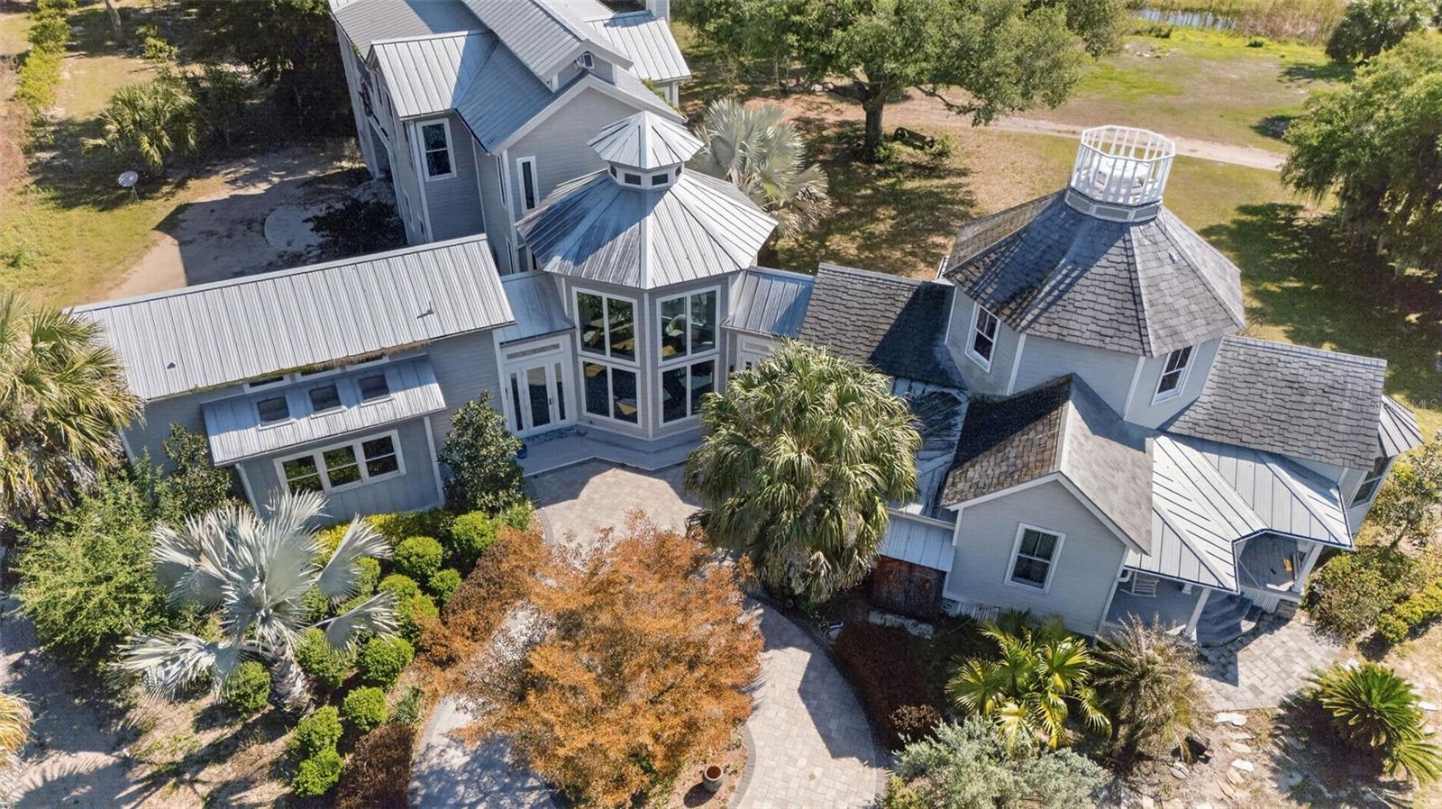 AERIAL VIEW OF THE  ESTATE HOME BANNON ISLAND L4961212