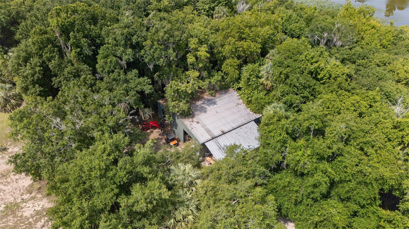 50X50 CLIMATE CONTROLLED METAL BARN  WORK SHOP BANNON ISLAND L4961212