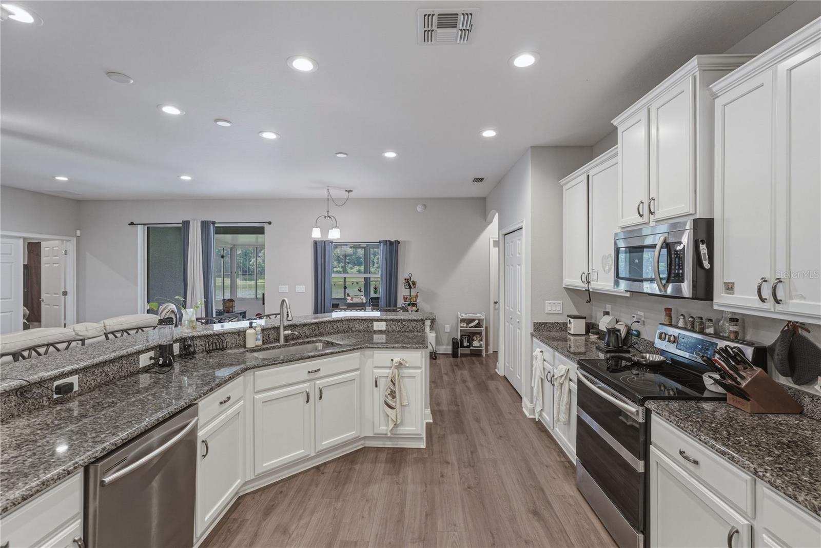 1444 CYPRESS VIEW LANE, Lakeland, FL 33811