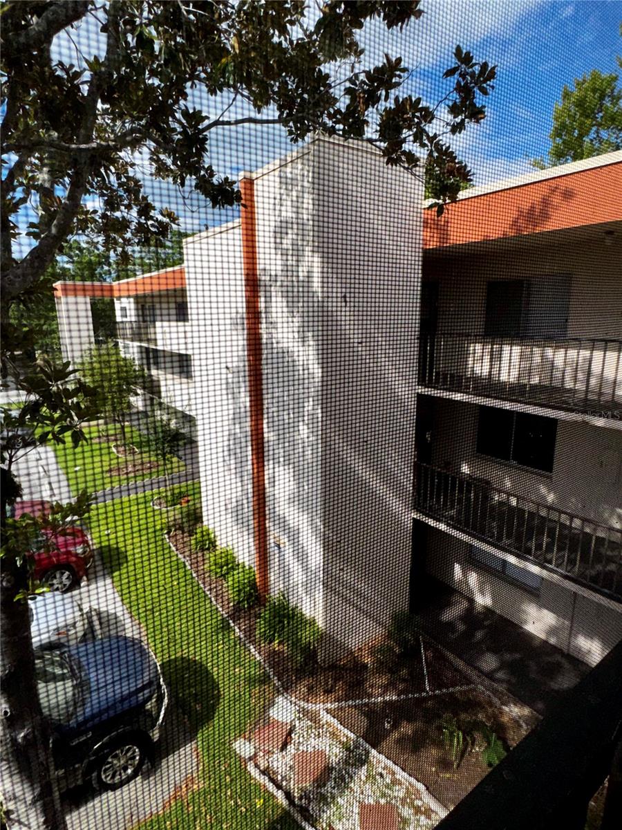 1130 N LAKE PARKER AVENUE, #E332, Lakeland, FL 33805 1130 N LAKE PARKER AVENUE, #E332, Lakeland, FL 33805