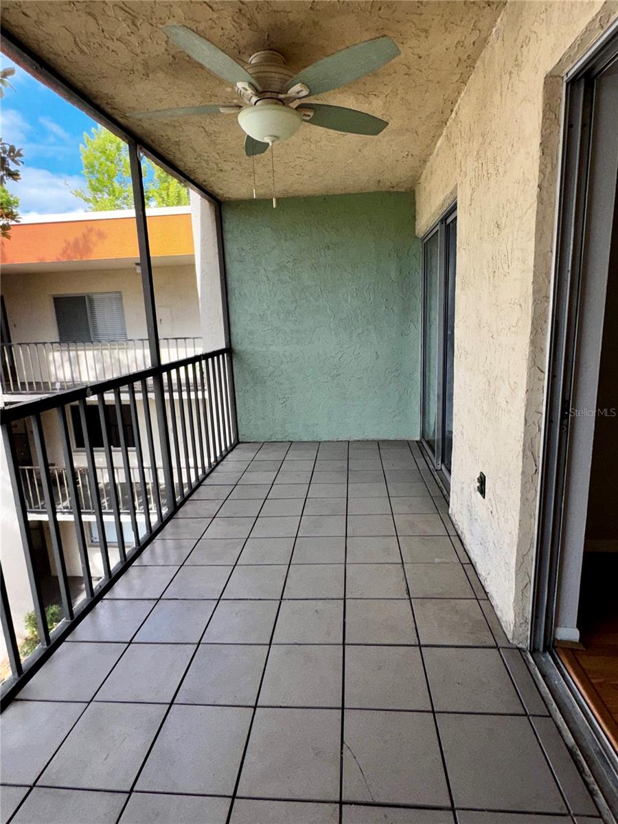 1130 N LAKE PARKER AVENUE, #E332, Lakeland, FL 33805