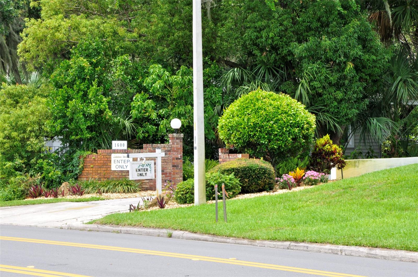 1600 W LAKE PARKER DRIVE, #B4, Lakeland, FL 33805