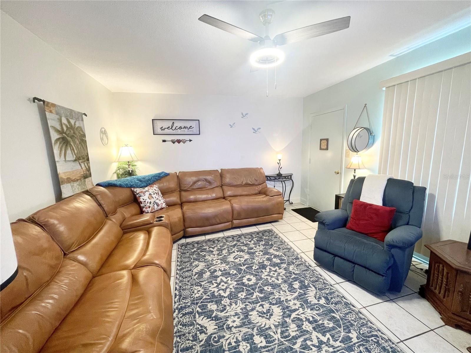 1600 W LAKE PARKER DRIVE, #B4, Lakeland, FL 33805 1600 W LAKE PARKER DRIVE, #B4, Lakeland, FL 33805