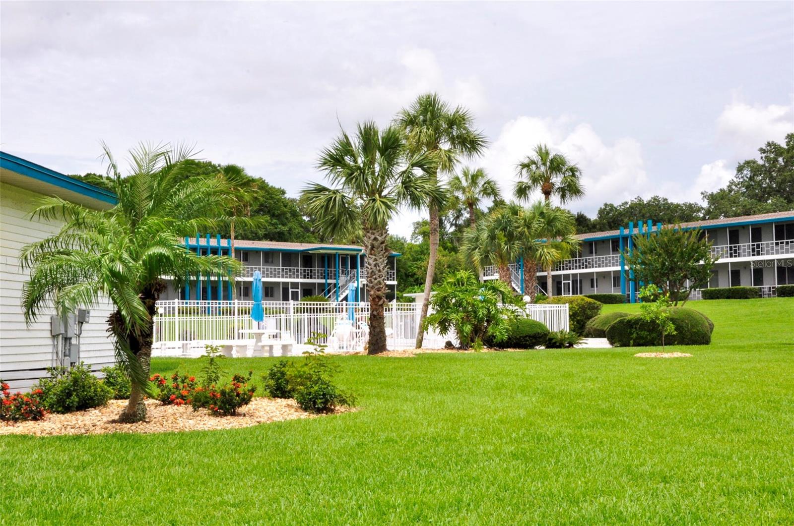 1600 W LAKE PARKER DRIVE, #B4, Lakeland, FL 33805
