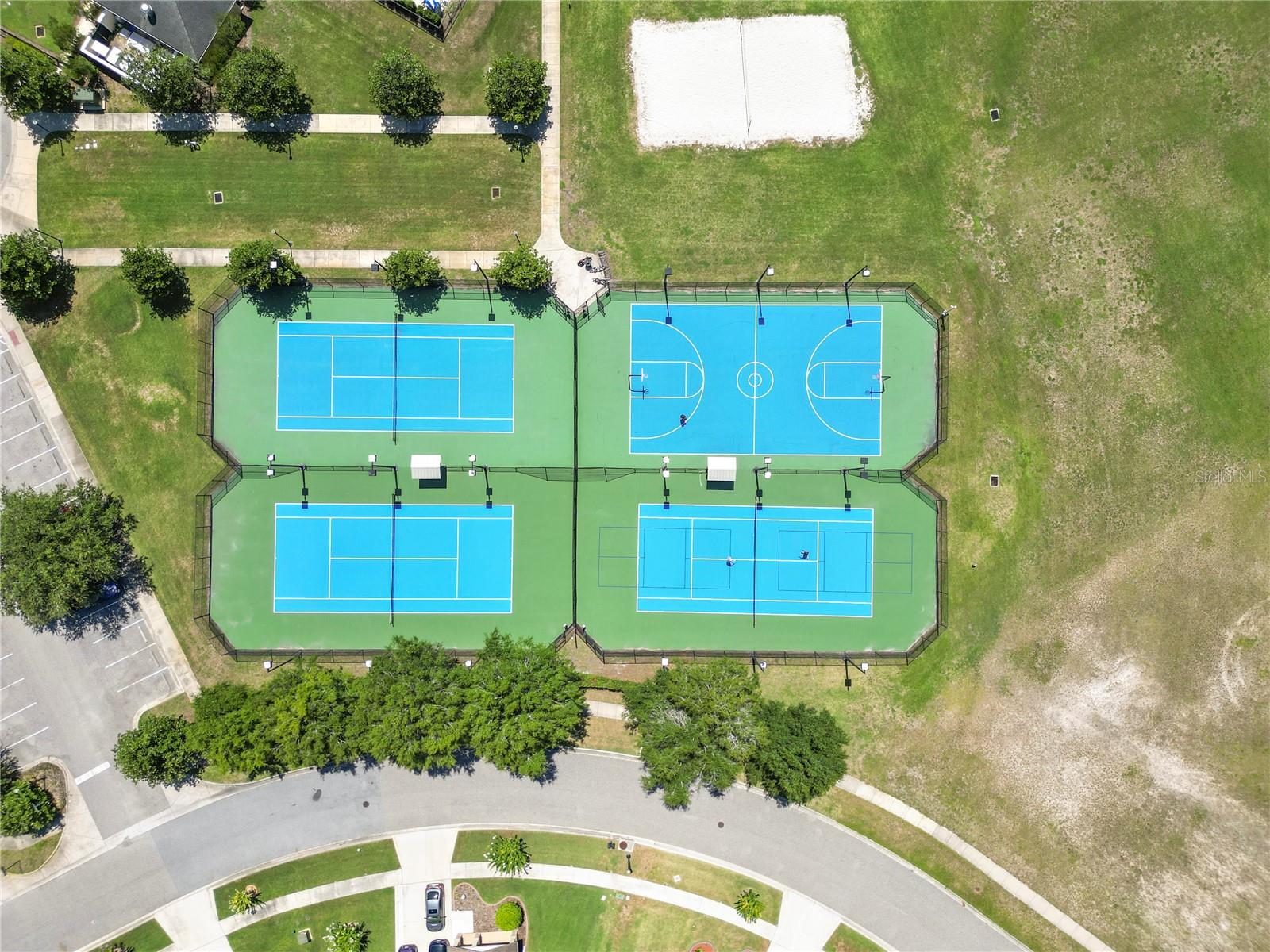 8775 SENTIERO DRIVE, Land O Lakes, FL 34637