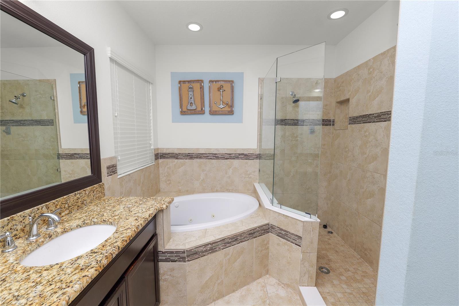 8775 SENTIERO DRIVE, Land O Lakes, FL 34637