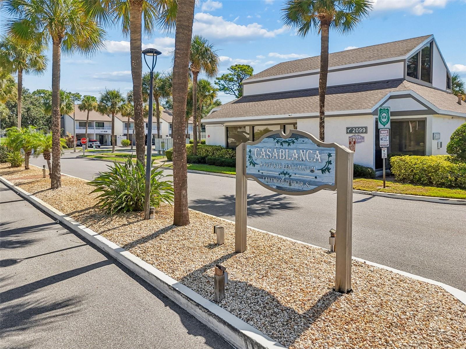 2117 LAKEWOOD CLUB DRIVE S, #7-N, St Petersburg, FL 33712