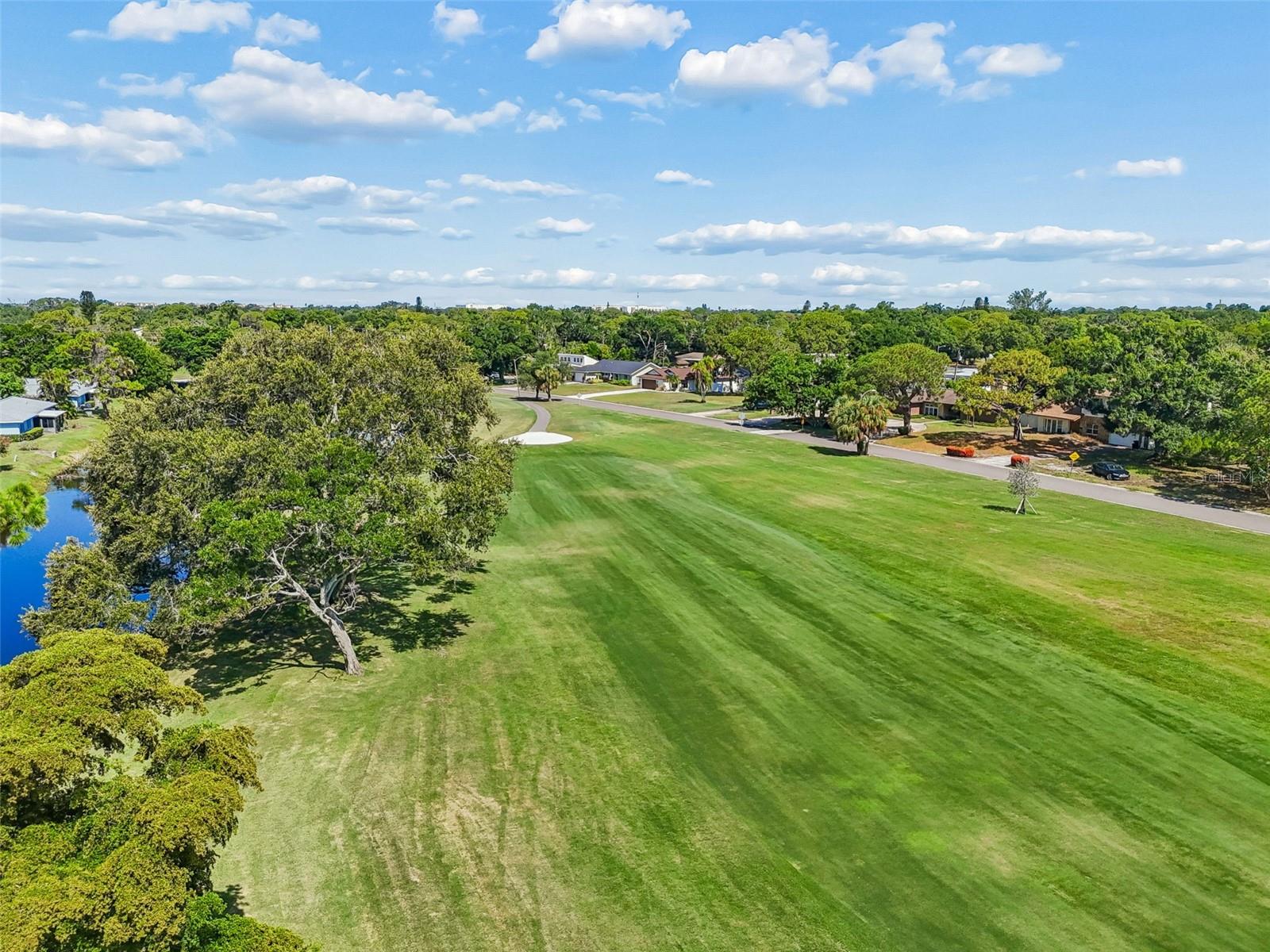 2117 LAKEWOOD CLUB DRIVE S, #7-N, St Petersburg, FL 33712