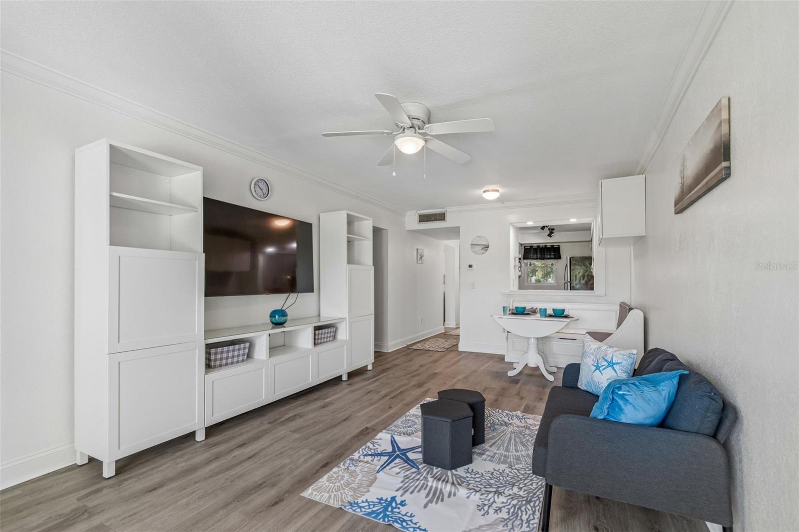 2117 LAKEWOOD CLUB DRIVE S, #7-N, St Petersburg, FL 33712