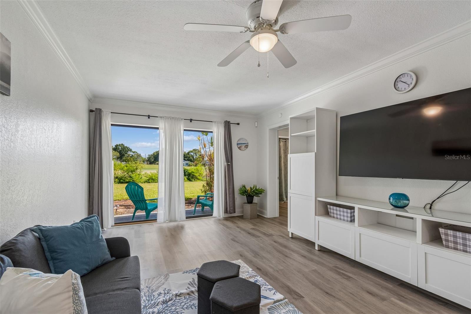2117 LAKEWOOD CLUB DRIVE S, #7-N, St Petersburg, FL 33712