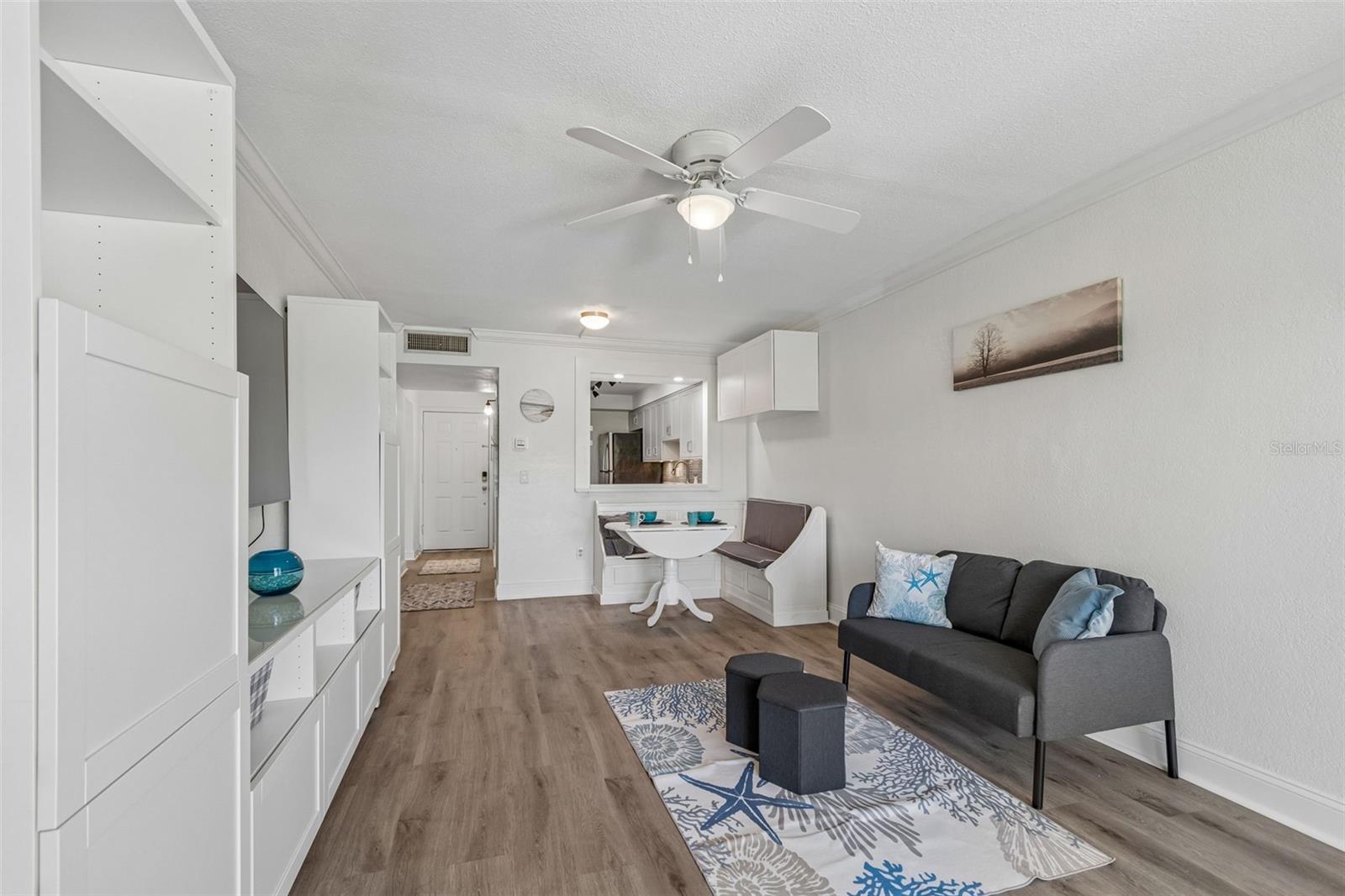 2117 LAKEWOOD CLUB DRIVE S, #7-N, St Petersburg, FL 33712