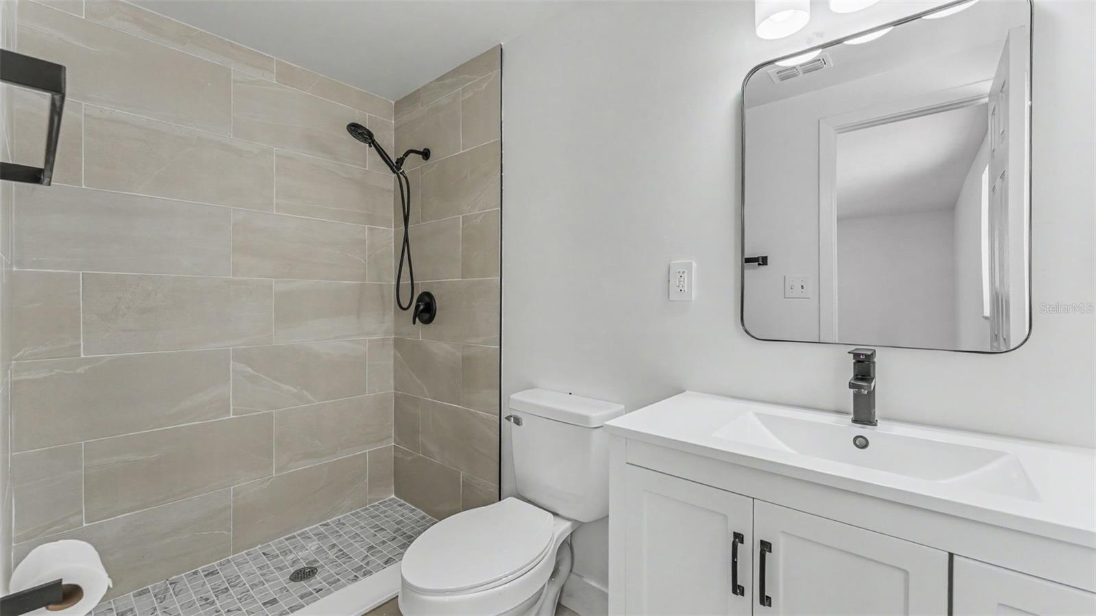 1726 CORDOVA CIRCLE W, Lakeland, FL 33801