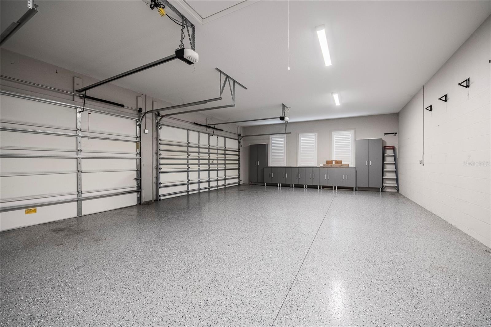 3 Car Garage