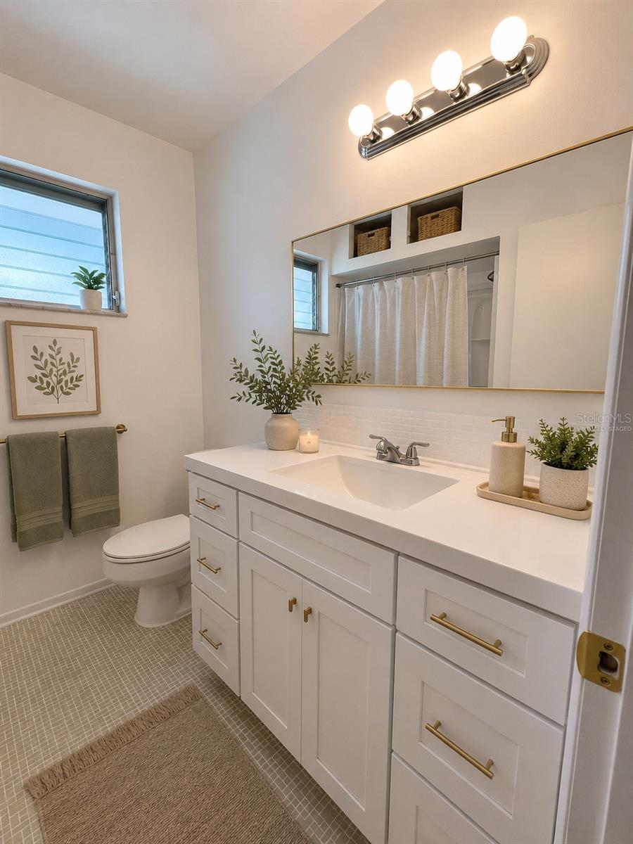 Virtually staged Bathroom