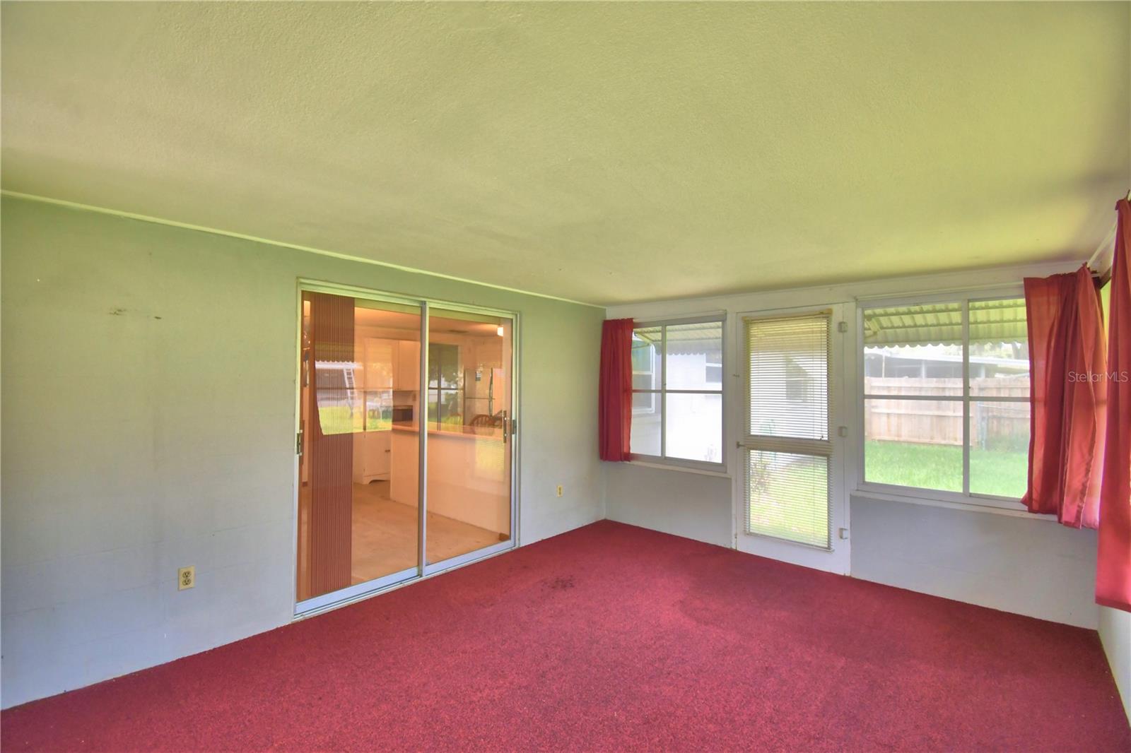 2521 MCCRANIE PLACE, Lakeland, FL 33801