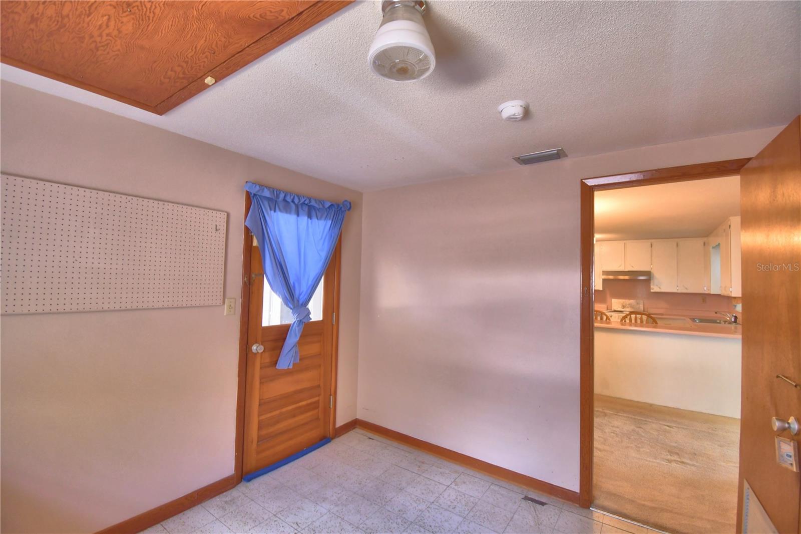 2521 MCCRANIE PLACE, Lakeland, FL 33801
