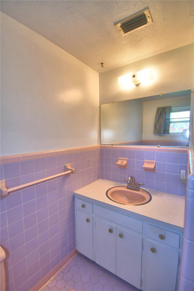 2521 MCCRANIE PLACE, Lakeland, FL 33801