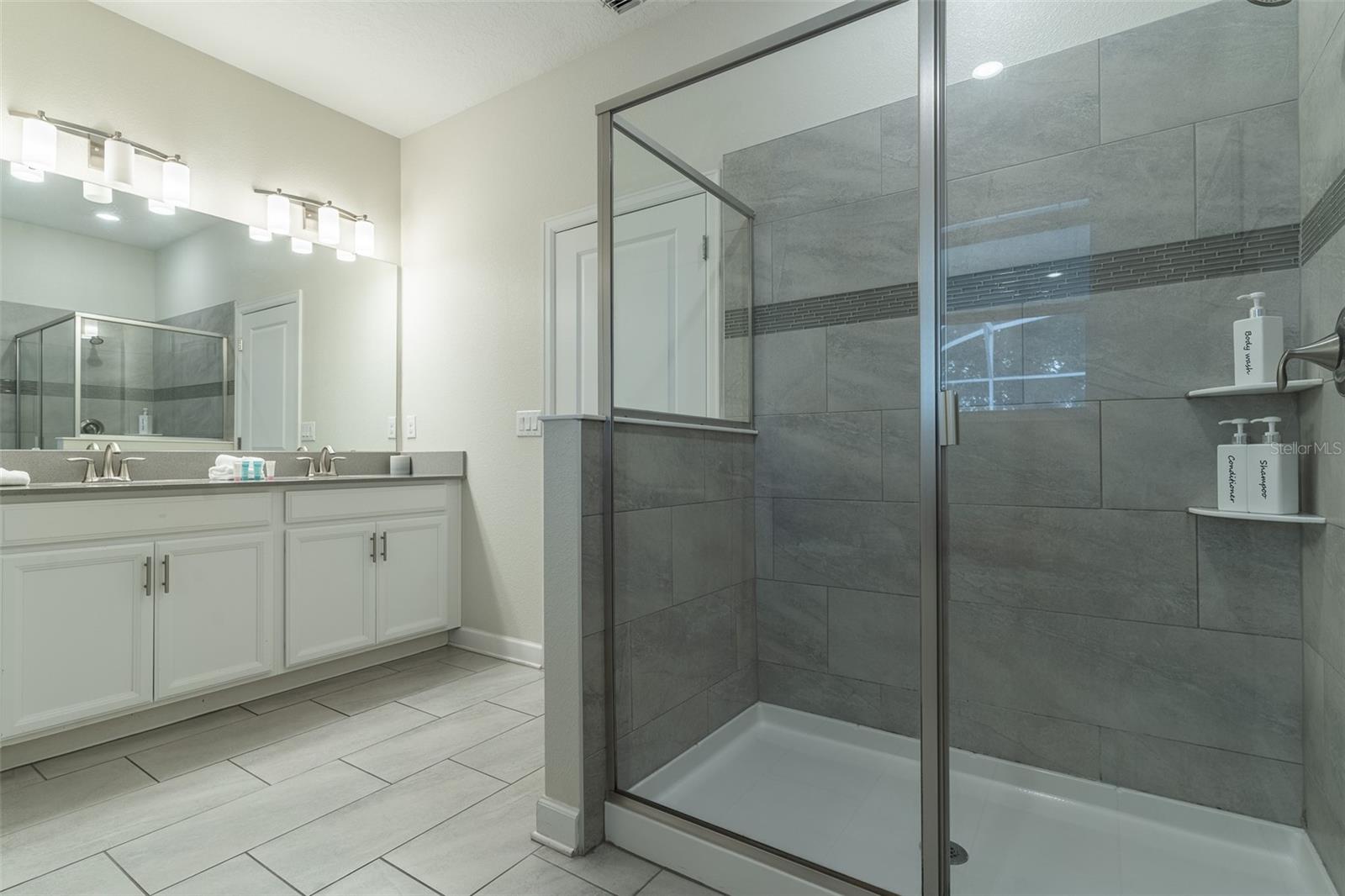 1532 MAIDSTONE COURT, Davenport, FL 33896
