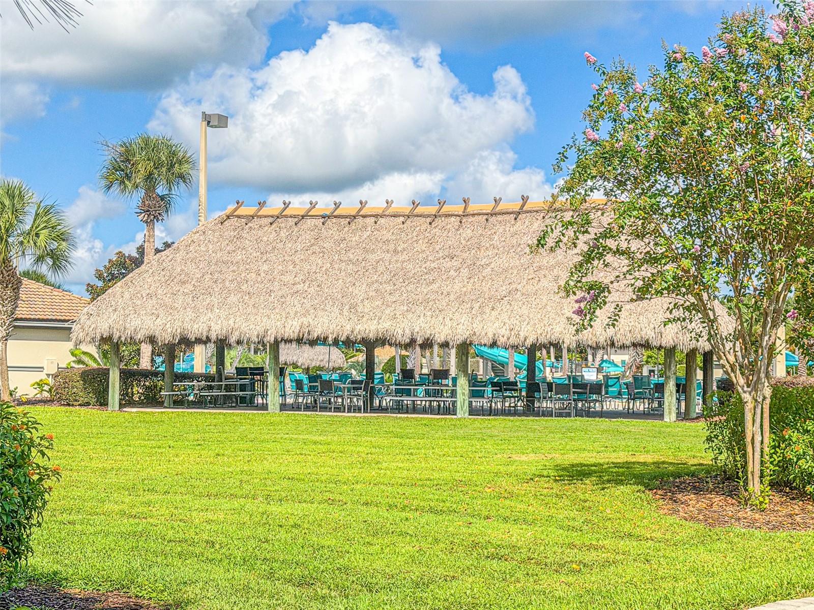 561 PEBBLE BEACH DRIVE, Davenport, FL 33896