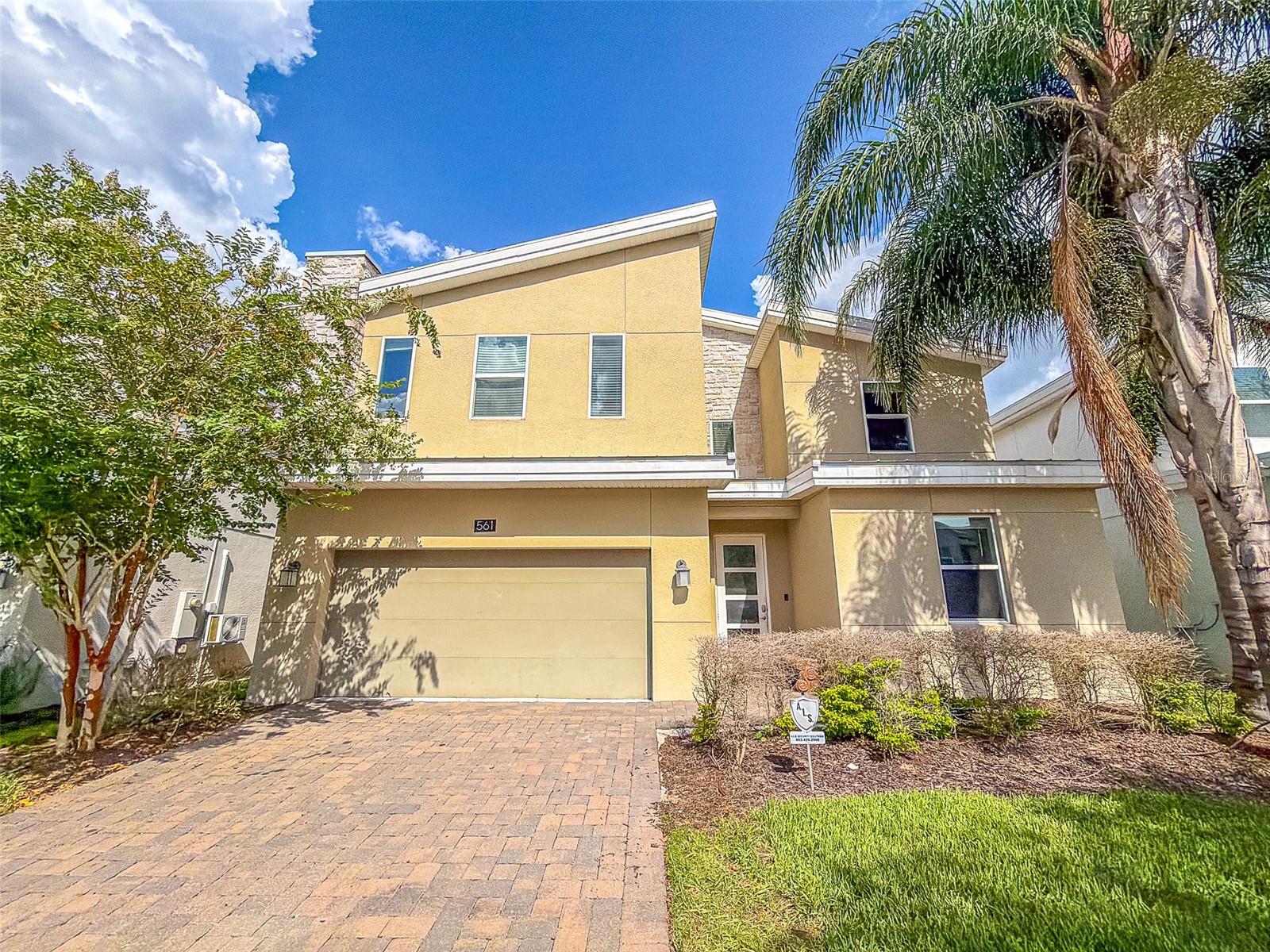 561 PEBBLE BEACH DRIVE, Davenport, FL 33896