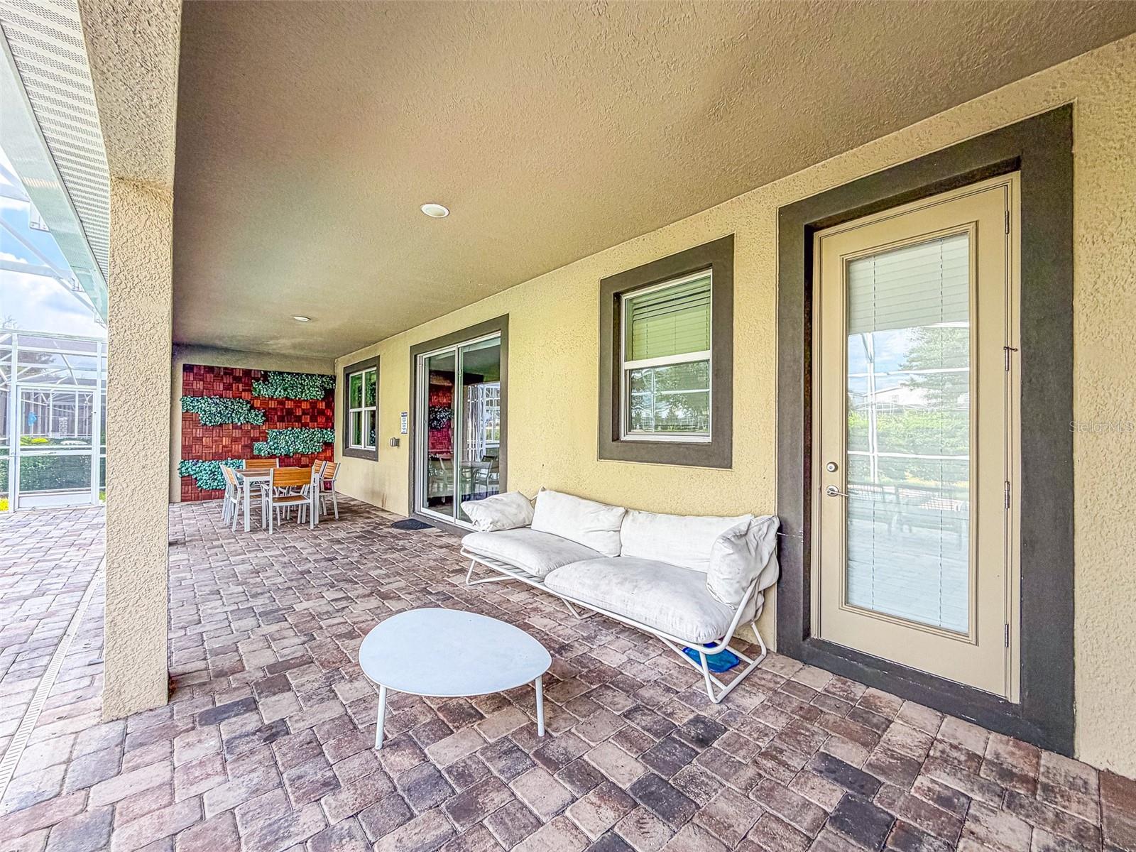 561 PEBBLE BEACH DRIVE, Davenport, FL 33896