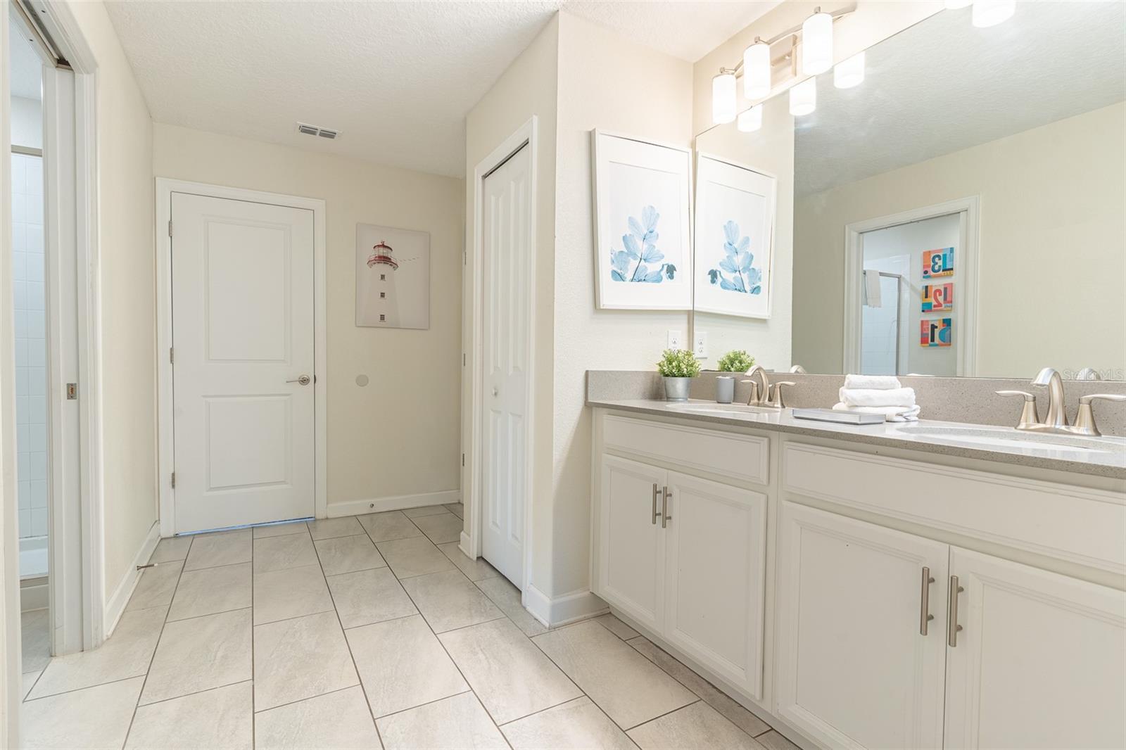 561 PEBBLE BEACH DRIVE, Davenport, FL 33896