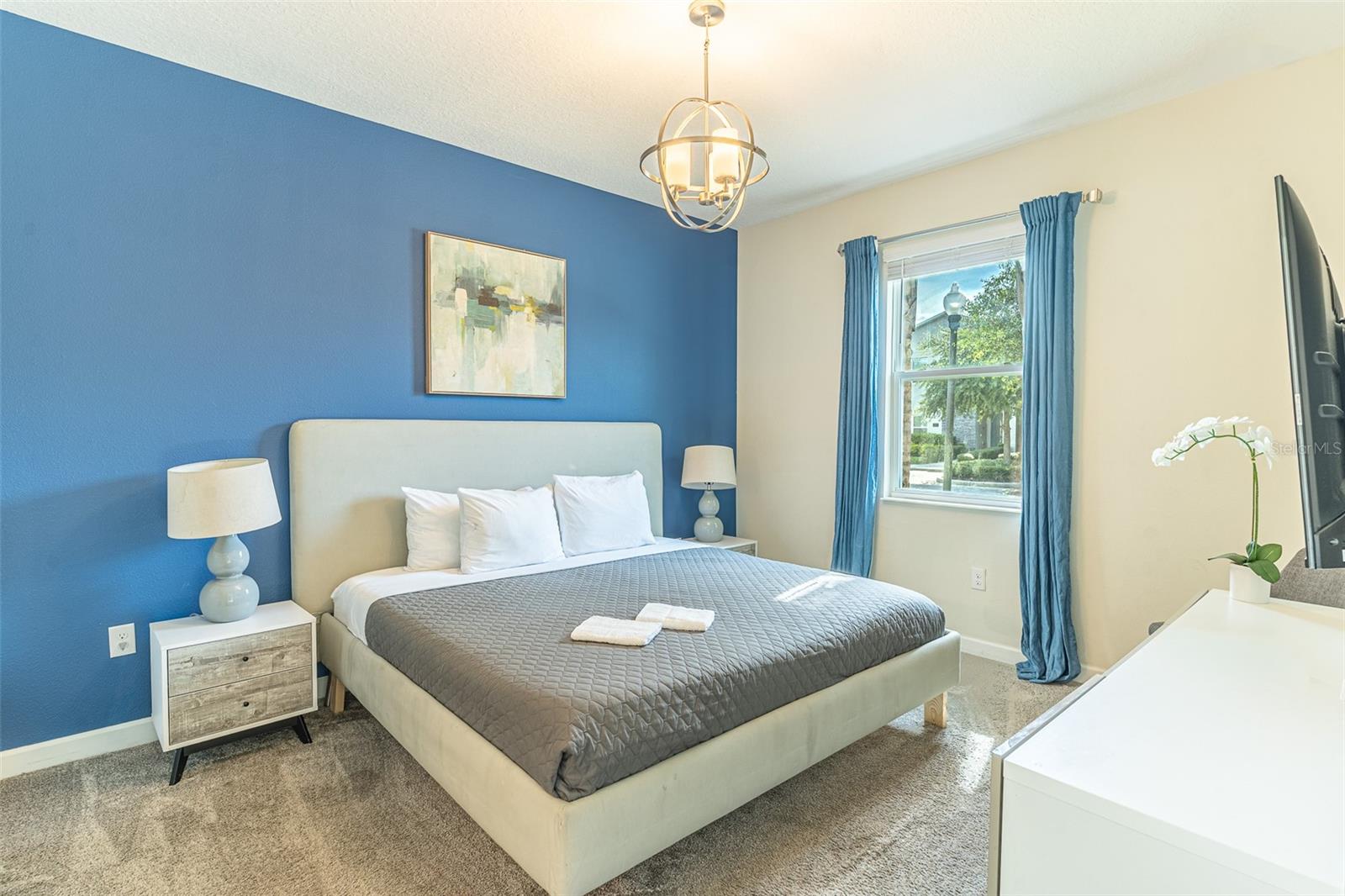 561 PEBBLE BEACH DRIVE, Davenport, FL 33896