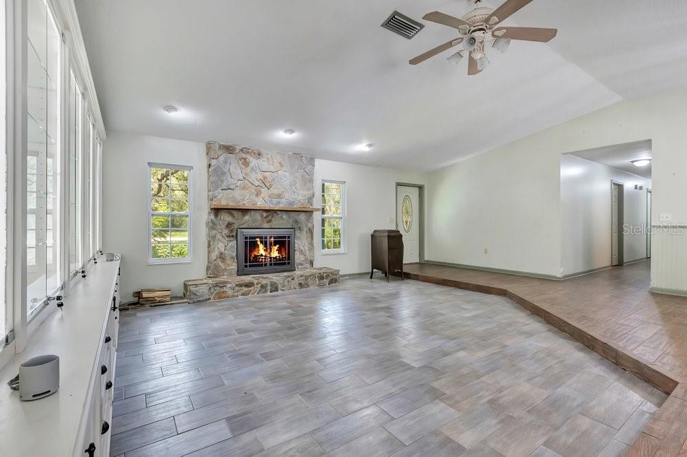 1121 OLD POLK CITY ROAD, Lakeland, FL 33809
