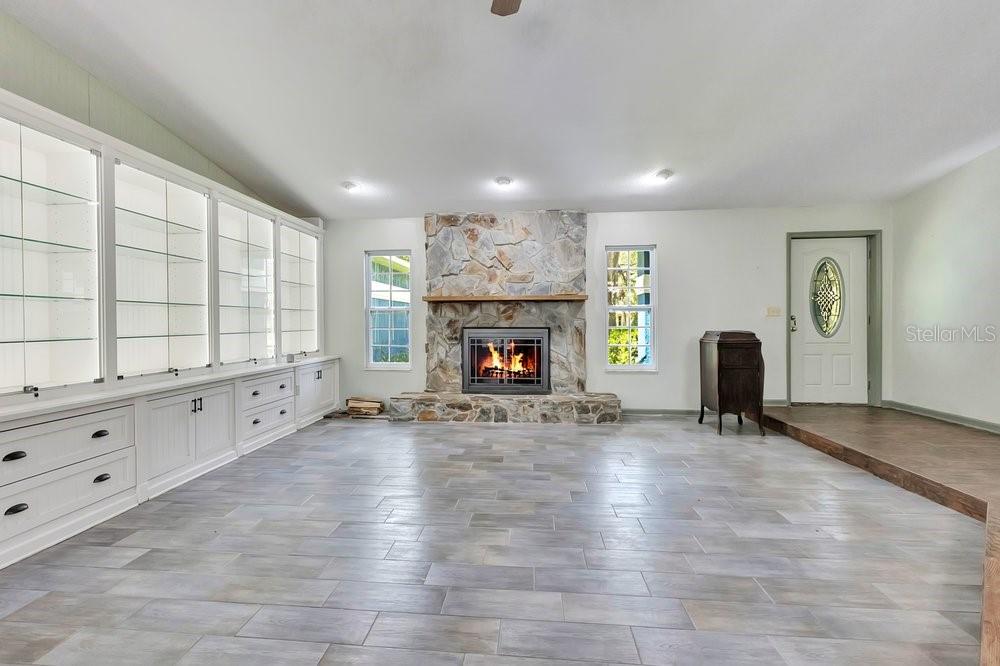 1121 OLD POLK CITY ROAD, Lakeland, FL 33809