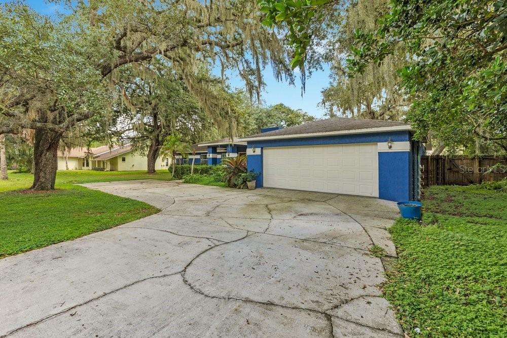 1121 OLD POLK CITY ROAD, Lakeland, FL 33809