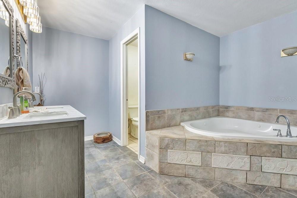 1121 OLD POLK CITY ROAD, Lakeland, FL 33809