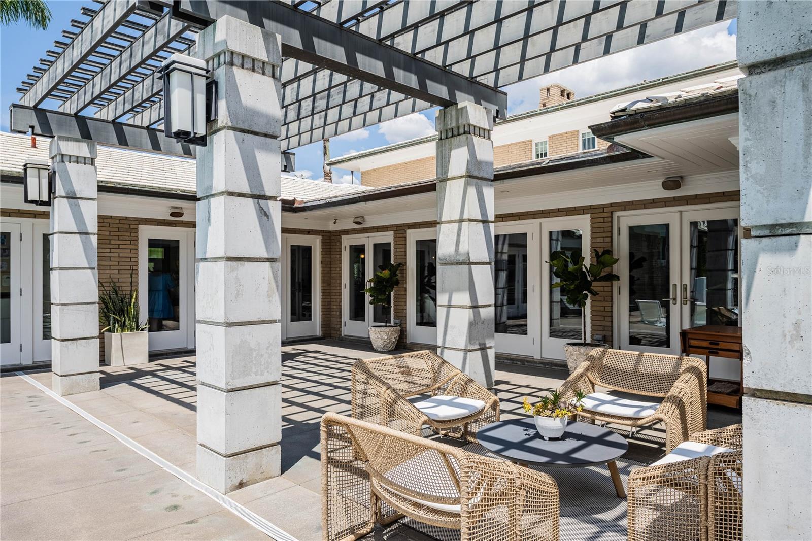Patio/Pool