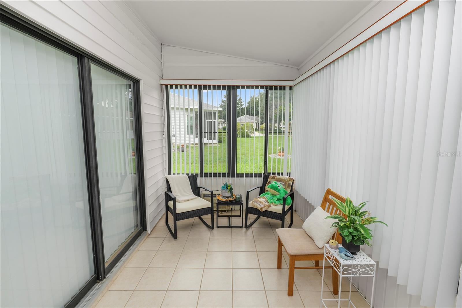 1120 PARAKEET TRAIL, Lakeland, FL 33809