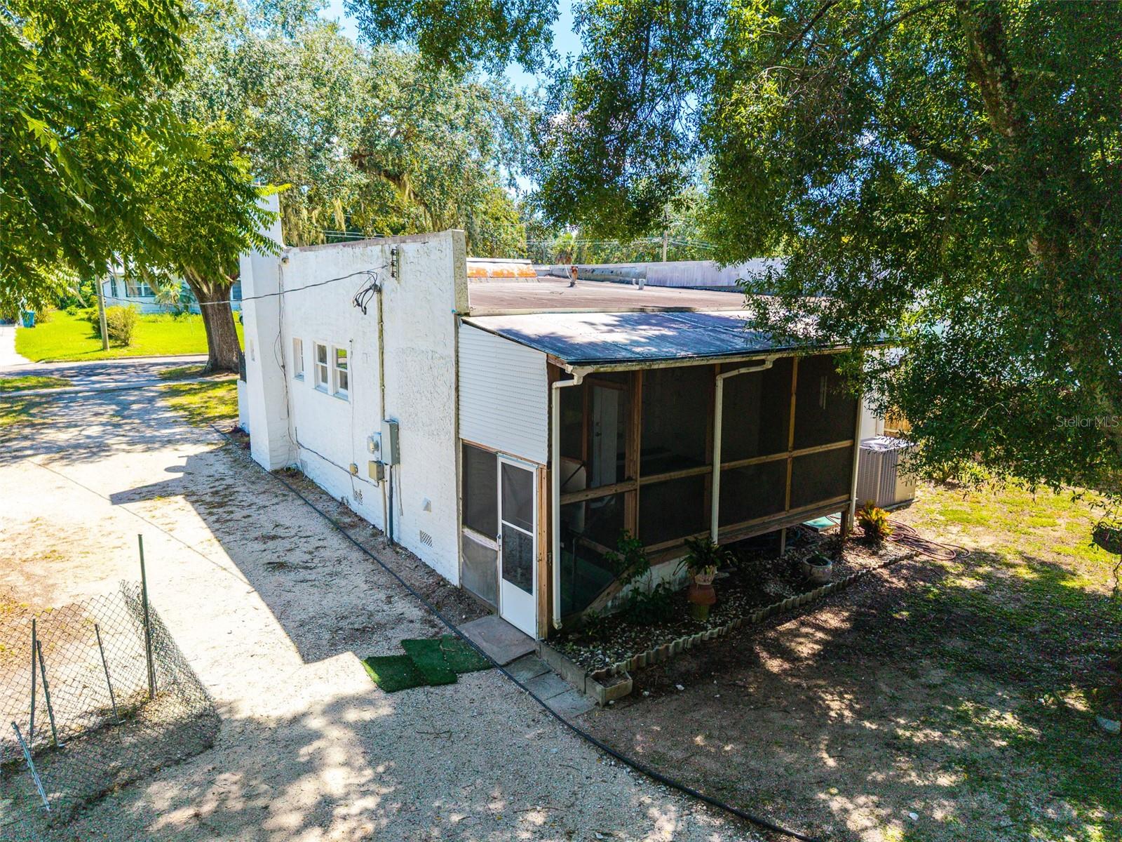 528 S 8TH STREET, Lake Wales, FL 33853