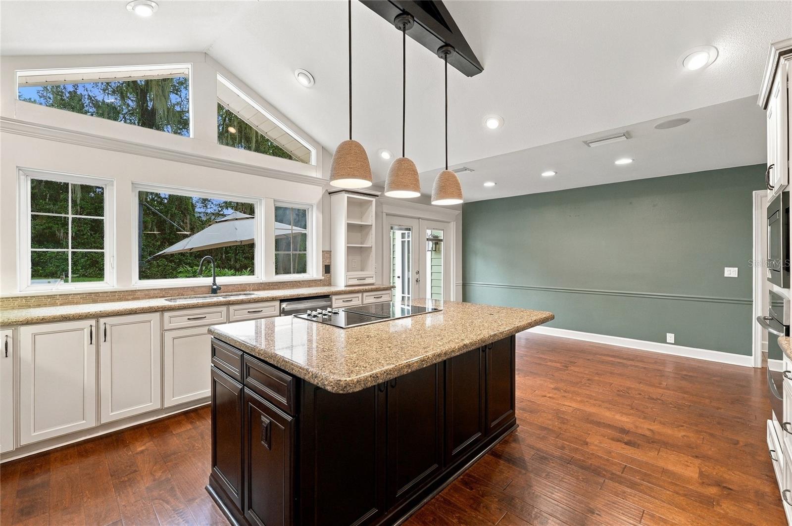 828 BROOKWOOD DRIVE, Lakeland, FL 33813