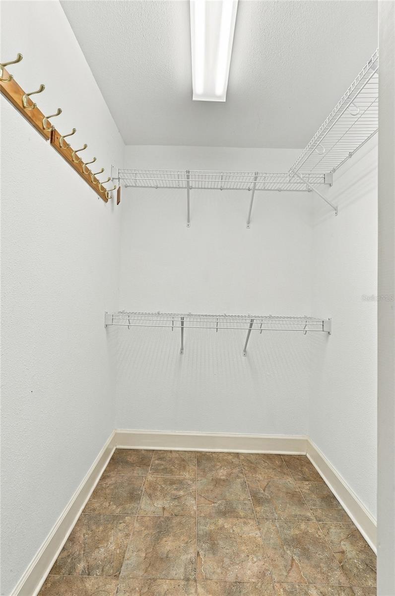 828 BROOKWOOD DRIVE, Lakeland, FL 33813