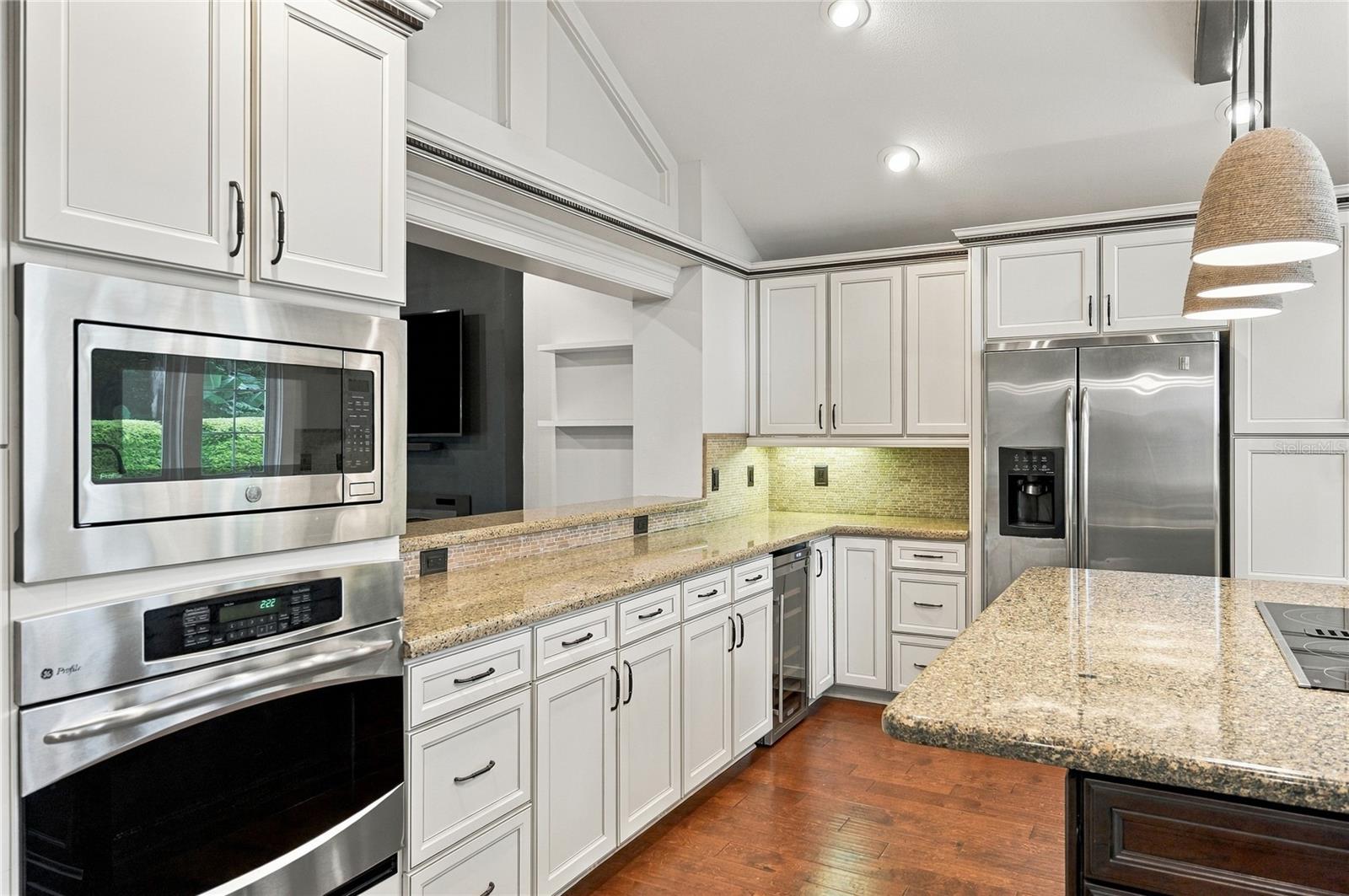828 BROOKWOOD DRIVE, Lakeland, FL 33813