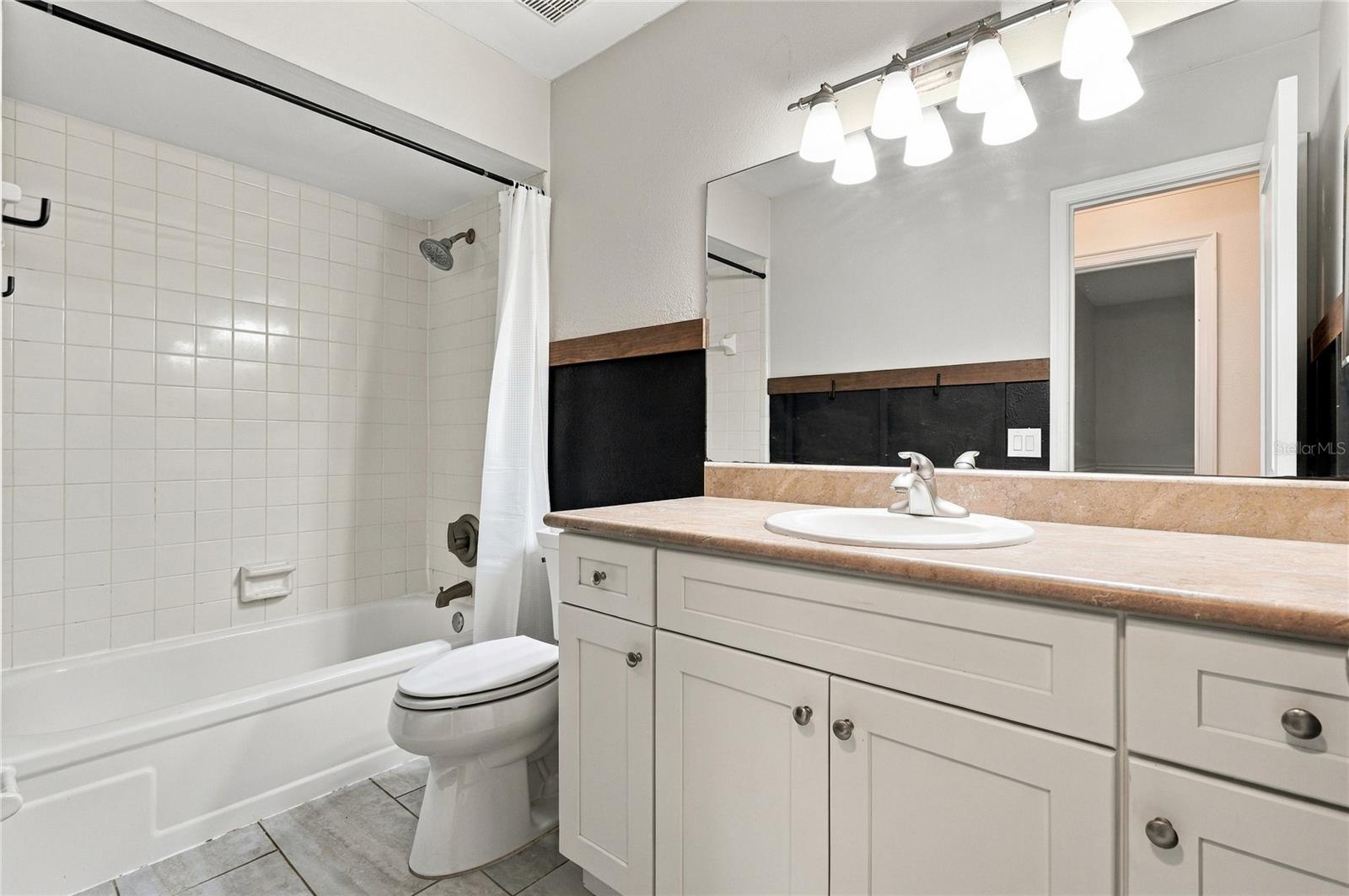 828 BROOKWOOD DRIVE, Lakeland, FL 33813