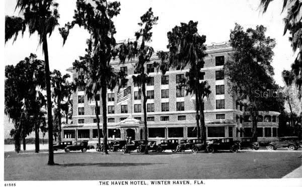 The Haven Hotel in the early 1900's.