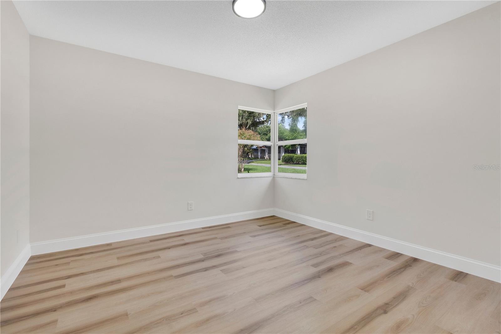 841 E VALENCIA STREET, Lakeland, FL 33805