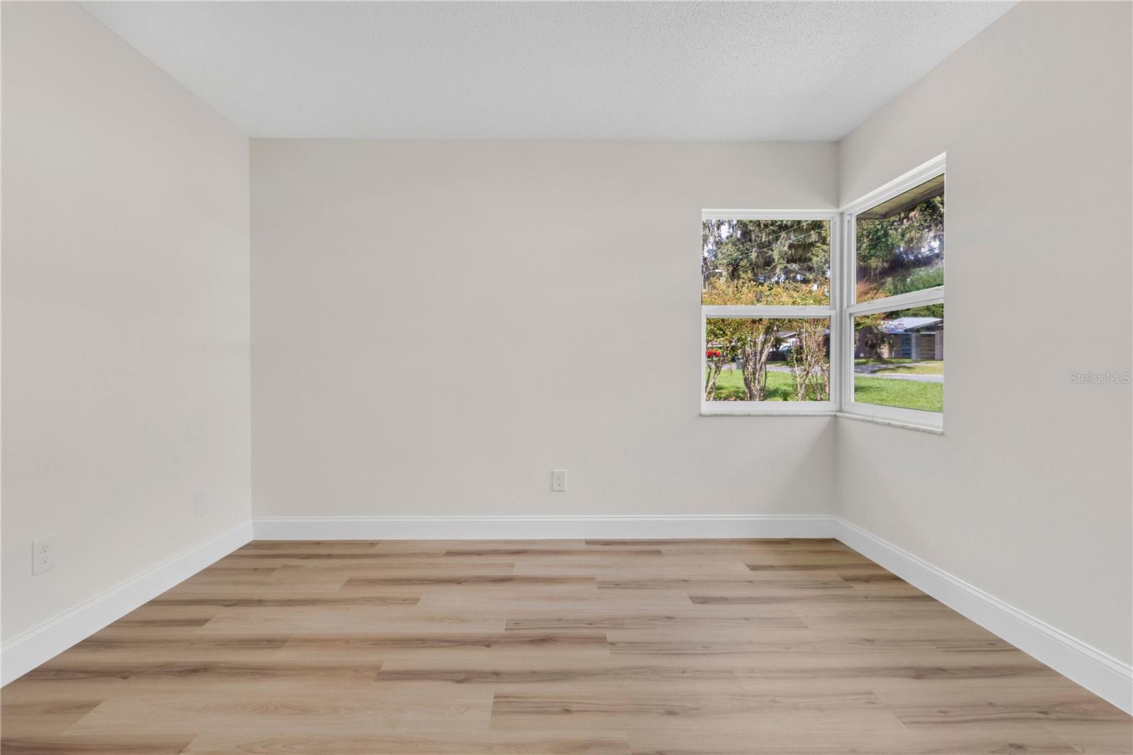 841 E VALENCIA STREET, Lakeland, FL 33805