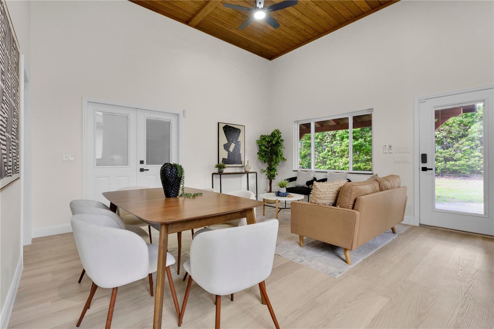 841 E VALENCIA STREET, Lakeland, FL 33805