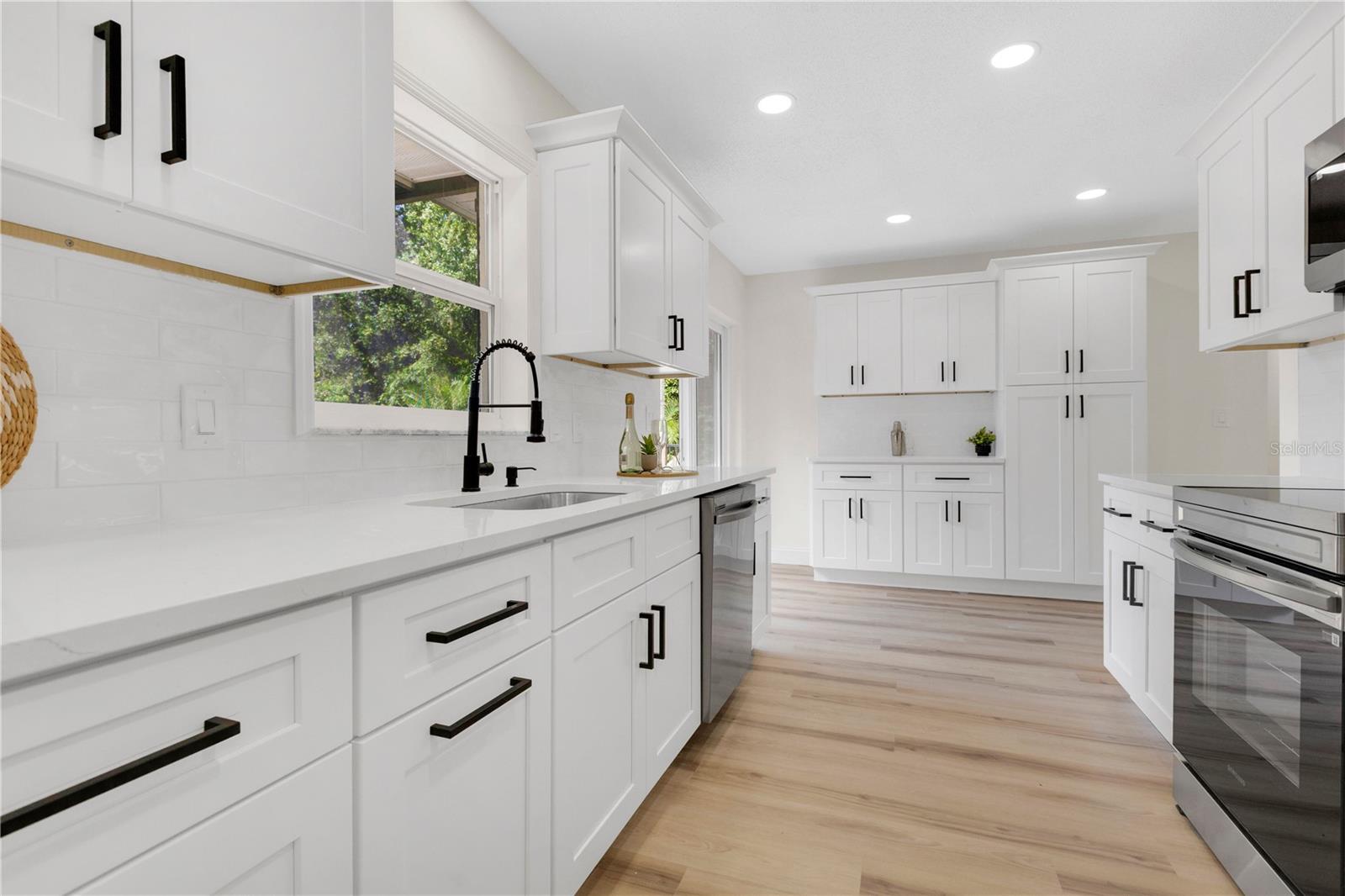 841 E VALENCIA STREET, Lakeland, FL 33805