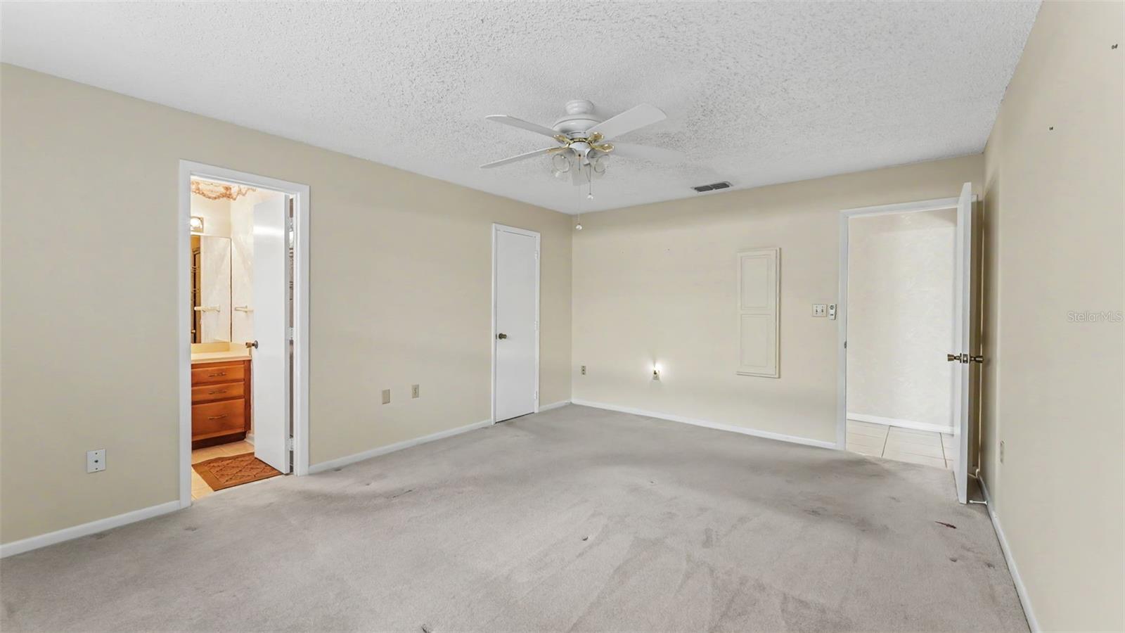 450 NIGHTHAWK DRIVE, Lakeland, FL 33813